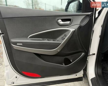 Белый Хендай Санта Фе, объемом двигателя 2.2 л и пробегом 141 тыс. км за 22900 $, фото 58 на Automoto.ua