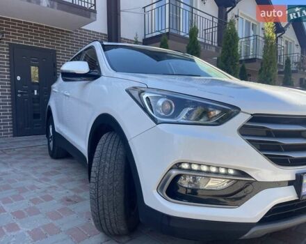 Хендай Санта Фе 2017 в Киеве на Automoto.ua Белый Хендай Санта Фе, объемом двигателя 2.2 л и пробегом 271 тыс. км за 17500 $, фото 5 на Automoto.ua