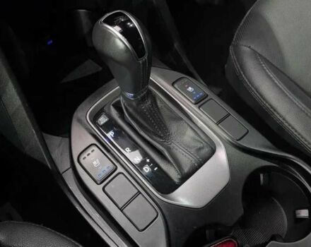 Белый Хендай Санта Фе, объемом двигателя 2 л и пробегом 151 тыс. км за 15550 $, фото 1 на Automoto.ua