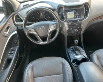 Белый Хендай Санта Фе, объемом двигателя 2.4 л и пробегом 63 тыс. км за 8000 $, фото 7 на Automoto.ua