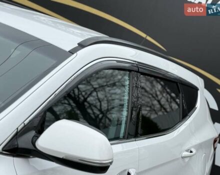 Белый Хендай Санта Фе, объемом двигателя 2.2 л и пробегом 141 тыс. км за 22900 $, фото 27 на Automoto.ua