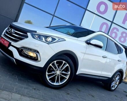 Белый Хендай Санта Фе, объемом двигателя 2.2 л и пробегом 146 тыс. км за 22950 $, фото 3 на Automoto.ua