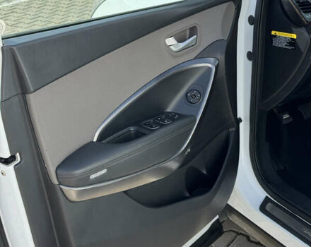 Хендай Санта Фе 2017 в Ивано-Франковске на Automoto.ua Белый Хендай Санта Фе, объемом двигателя 2.36 л и пробегом 73 тыс. км за 11900 $, фото 13 на Automoto.ua