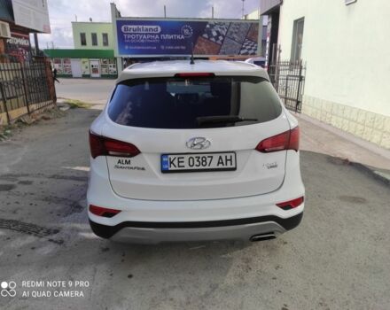 Белый Хендай Санта Фе, объемом двигателя 2.4 л и пробегом 145 тыс. км за 13100 $, фото 4 на Automoto.ua