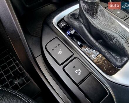 Белый Хендай Санта Фе, объемом двигателя 2.2 л и пробегом 146 тыс. км за 21200 $, фото 43 на Automoto.ua