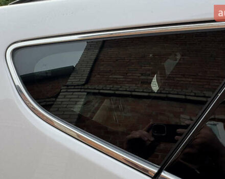 Білий Хендай Санта Фе, об'ємом двигуна 2.2 л та пробігом 141 тис. км за 22500 $, фото 28 на Automoto.ua