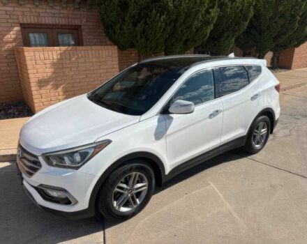 Белый Хендай Санта Фе, объемом двигателя 2.4 л и пробегом 63 тыс. км за 8000 $, фото 1 на Automoto.ua