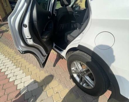 Хендай Санта Фе 2017 в Киеве на Automoto.ua Белый Хендай Санта Фе, объемом двигателя 2.2 л и пробегом 271 тыс. км за 17500 $, фото 19 на Automoto.ua