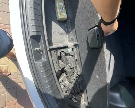 Хендай Санта Фе 2017 в Киеве на Automoto.ua Белый Хендай Санта Фе, объемом двигателя 2.2 л и пробегом 271 тыс. км за 17500 $, фото 26 на Automoto.ua