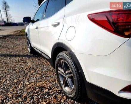 Белый Хендай Санта Фе, объемом двигателя 2.2 л и пробегом 146 тыс. км за 21200 $, фото 20 на Automoto.ua