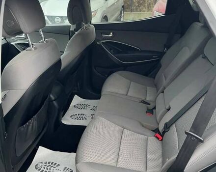 Белый Хендай Санта Фе, объемом двигателя 2.4 л и пробегом 236 тыс. км за 12999 $, фото 9 на Automoto.ua