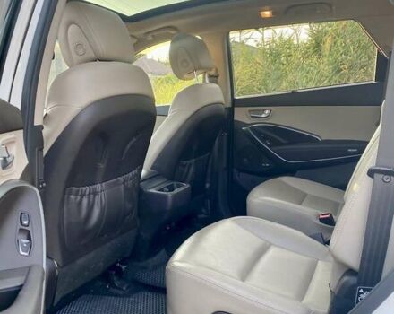 Белый Хендай Санта Фе, объемом двигателя 3.34 л и пробегом 92 тыс. км за 22500 $, фото 12 на Automoto.ua