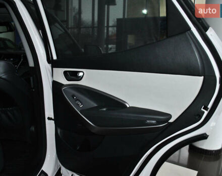 Белый Хендай Санта Фе, объемом двигателя 2.2 л и пробегом 109 тыс. км за 24900 $, фото 50 на Automoto.ua