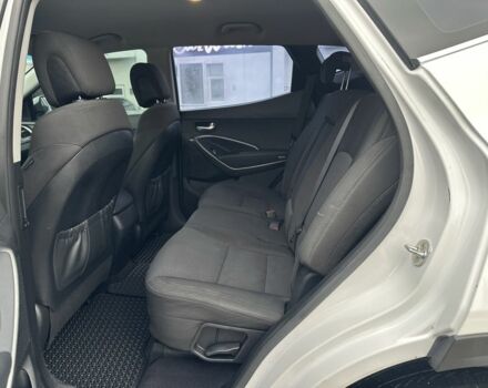 Белый Хендай Санта Фе, объемом двигателя 2.2 л и пробегом 281 тыс. км за 15900 $, фото 20 на Automoto.ua