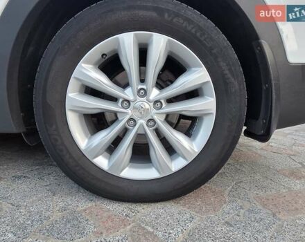 Белый Хендай Санта Фе, объемом двигателя 2.2 л и пробегом 367 тыс. км за 17500 $, фото 16 на Automoto.ua