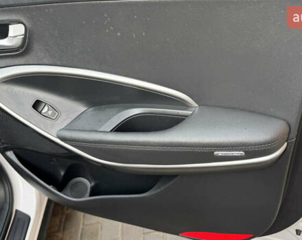 Білий Хендай Санта Фе, об'ємом двигуна 2.2 л та пробігом 141 тис. км за 22500 $, фото 103 на Automoto.ua