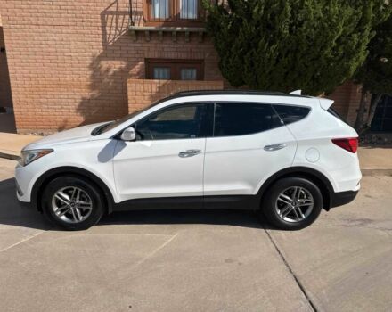 Белый Хендай Санта Фе, объемом двигателя 2.4 л и пробегом 63 тыс. км за 8000 $, фото 2 на Automoto.ua