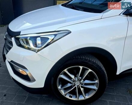 Белый Хендай Санта Фе, объемом двигателя 2.2 л и пробегом 146 тыс. км за 22950 $, фото 20 на Automoto.ua