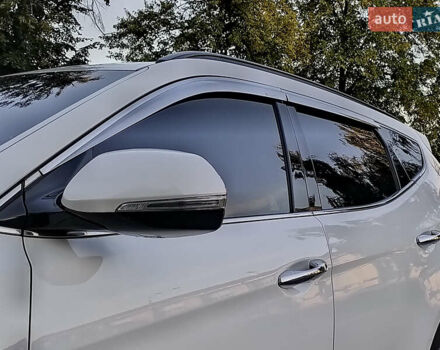 Білий Хендай Санта Фе, об'ємом двигуна 2 л та пробігом 174 тис. км за 20955 $, фото 23 на Automoto.ua