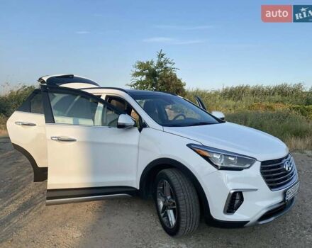 Белый Хендай Санта Фе, объемом двигателя 3.34 л и пробегом 92 тыс. км за 22500 $, фото 23 на Automoto.ua