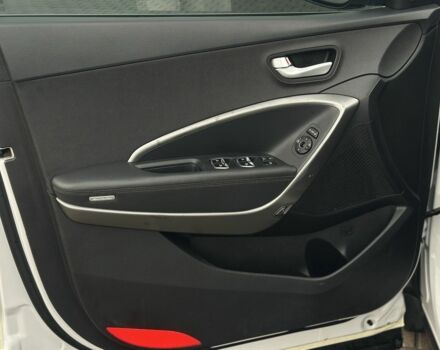 Белый Хендай Санта Фе, объемом двигателя 2.2 л и пробегом 281 тыс. км за 15900 $, фото 17 на Automoto.ua