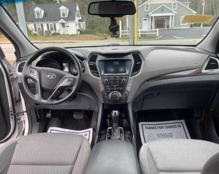 Белый Хендай Санта Фе, объемом двигателя 3.3 л и пробегом 70 тыс. км за 3800 $, фото 10 на Automoto.ua