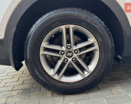 Білий Хендай Санта Фе, об'ємом двигуна 2.2 л та пробігом 141 тис. км за 22500 $, фото 110 на Automoto.ua