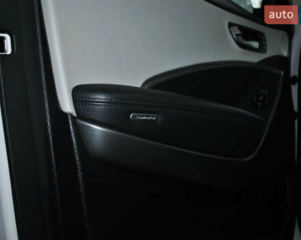 Белый Хендай Санта Фе, объемом двигателя 2.2 л и пробегом 109 тыс. км за 24900 $, фото 28 на Automoto.ua