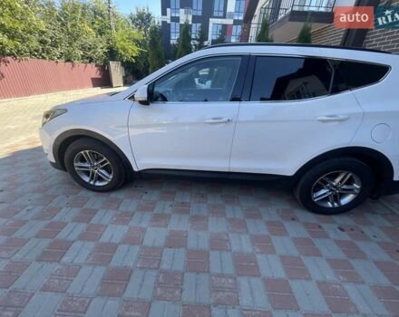 Хендай Санта Фе 2017 в Киеве на Automoto.ua Белый Хендай Санта Фе, объемом двигателя 2.2 л и пробегом 271 тыс. км за 17500 $, фото 10 на Automoto.ua