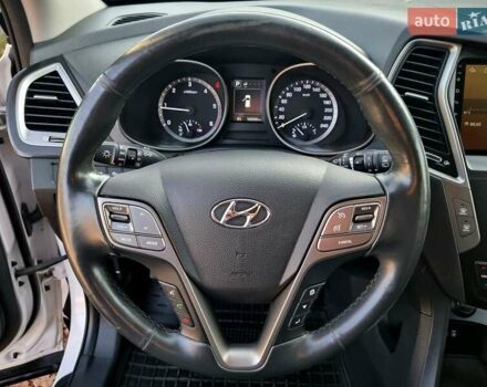 Белый Хендай Санта Фе, объемом двигателя 2.2 л и пробегом 146 тыс. км за 21200 $, фото 37 на Automoto.ua