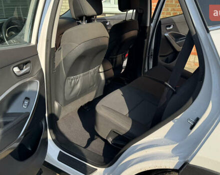 Білий Хендай Санта Фе, об'ємом двигуна 2.2 л та пробігом 141 тис. км за 22500 $, фото 143 на Automoto.ua