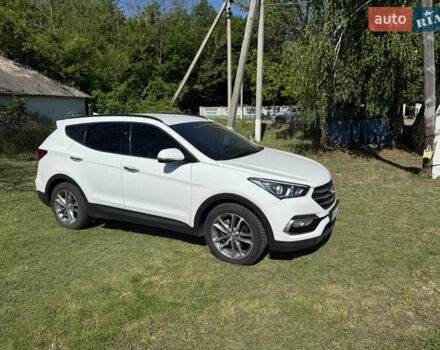 Белый Хендай Санта Фе, объемом двигателя 2 л и пробегом 186 тыс. км за 21200 $, фото 2 на Automoto.ua