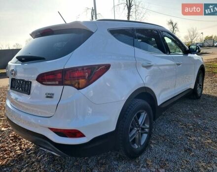 Белый Хендай Санта Фе, объемом двигателя 2.2 л и пробегом 146 тыс. км за 21200 $, фото 13 на Automoto.ua