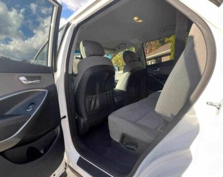 Белый Хендай Санта Фе, объемом двигателя 3.3 л и пробегом 70 тыс. км за 3800 $, фото 15 на Automoto.ua