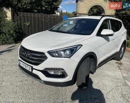 Хендай Санта Фе 2017 в Киеве на Automoto.ua Белый Хендай Санта Фе, объемом двигателя 2.2 л и пробегом 271 тыс. км за 17500 $, фото 1 на Automoto.ua