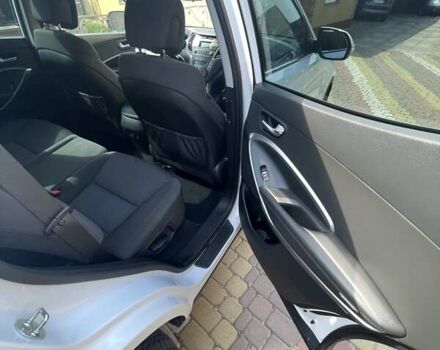 Хендай Санта Фе 2017 в Киеве на Automoto.ua Белый Хендай Санта Фе, объемом двигателя 2.2 л и пробегом 271 тыс. км за 17500 $, фото 17 на Automoto.ua