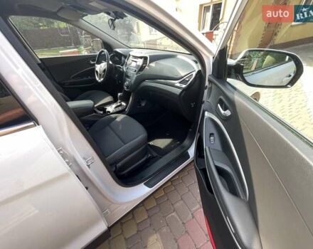 Хендай Санта Фе 2017 в Киеве на Automoto.ua Белый Хендай Санта Фе, объемом двигателя 2.2 л и пробегом 271 тыс. км за 17500 $, фото 15 на Automoto.ua