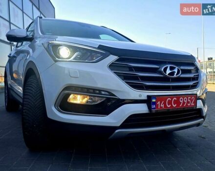 Белый Хендай Санта Фе, объемом двигателя 2.2 л и пробегом 146 тыс. км за 22950 $, фото 48 на Automoto.ua