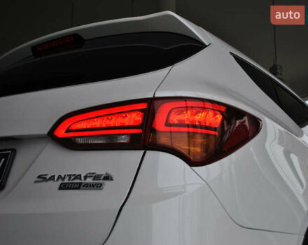 Белый Хендай Санта Фе, объемом двигателя 2.2 л и пробегом 109 тыс. км за 24900 $, фото 20 на Automoto.ua