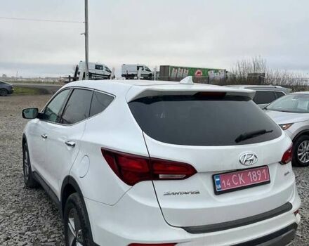 Белый Хендай Санта Фе, объемом двигателя 2.4 л и пробегом 236 тыс. км за 12999 $, фото 8 на Automoto.ua