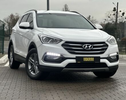 Белый Хендай Санта Фе, объемом двигателя 2.2 л и пробегом 281 тыс. км за 15900 $, фото 4 на Automoto.ua