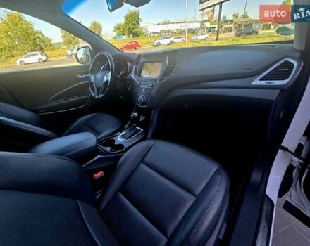 Белый Хендай Санта Фе, объемом двигателя 2.2 л и пробегом 146 тыс. км за 22950 $, фото 56 на Automoto.ua