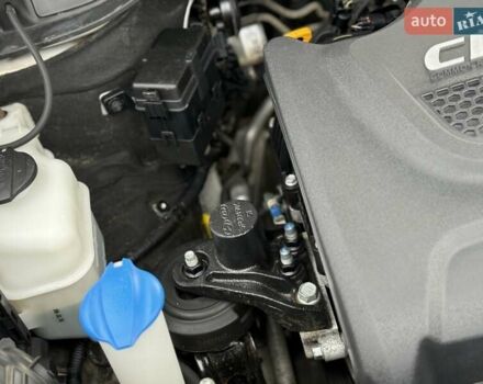 Белый Хендай Санта Фе, объемом двигателя 2.2 л и пробегом 141 тыс. км за 22900 $, фото 65 на Automoto.ua