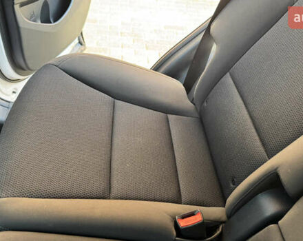 Білий Хендай Санта Фе, об'ємом двигуна 2.2 л та пробігом 141 тис. км за 22500 $, фото 136 на Automoto.ua