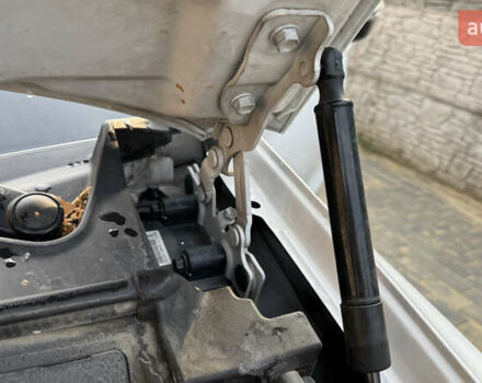 Білий Хендай Санта Фе, об'ємом двигуна 2.2 л та пробігом 141 тис. км за 22500 $, фото 37 на Automoto.ua