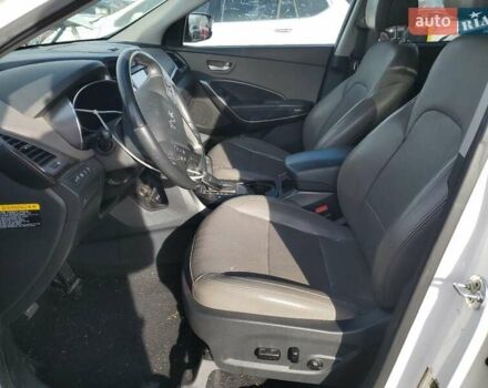 Белый Хендай Санта Фе, объемом двигателя 0 л и пробегом 164 тыс. км за 2100 $, фото 6 на Automoto.ua