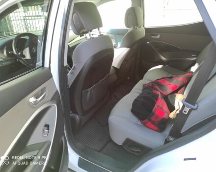 Белый Хендай Санта Фе, объемом двигателя 2.4 л и пробегом 145 тыс. км за 13100 $, фото 6 на Automoto.ua