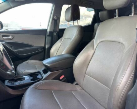 Белый Хендай Санта Фе, объемом двигателя 2.4 л и пробегом 63 тыс. км за 8000 $, фото 6 на Automoto.ua