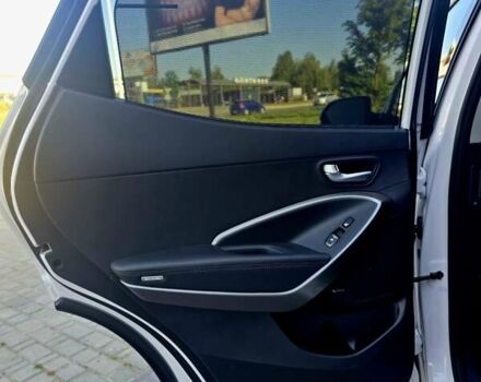 Белый Хендай Санта Фе, объемом двигателя 2.2 л и пробегом 146 тыс. км за 22950 $, фото 76 на Automoto.ua