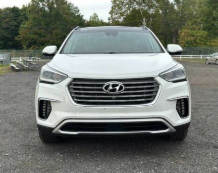 Белый Хендай Санта Фе, объемом двигателя 3.3 л и пробегом 57 тыс. км за 7800 $, фото 1 на Automoto.ua